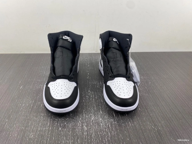 Rep TBkick High OG Reverse 1 Air Jordan DZ5485-010 Panda 0707